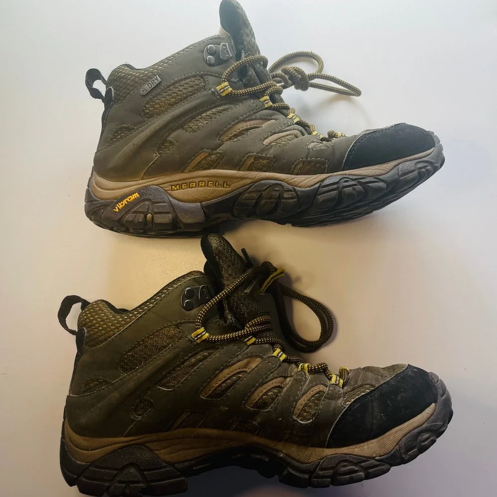 Merrell Mens Moab 2 Mid Waterproof Hiking Shoes Suede Mesh Trail Sneakers 7.5